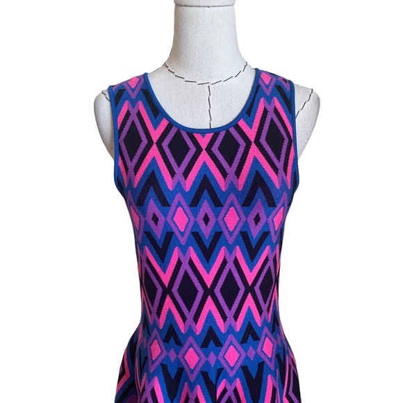 Issa London Knit Sleeveless Diamond Pattern Fit and Flare Skater Dress Med/Large - Picture 2 of 8